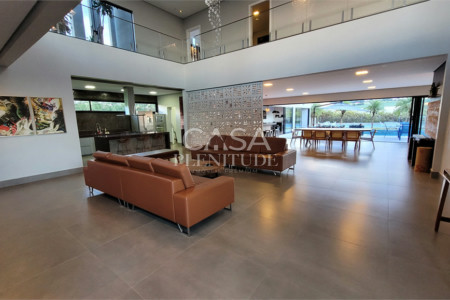 Casa em condomínio à venda ou para alugar com 5 suítes em Agrovila Caic, Porto Feliz, SP