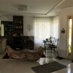 Casa à venda com 4 suítes no condomínio Aruã, Mogi das Cruzes - SP