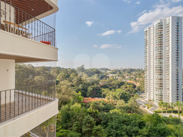 Apartamento à venda ou para alugar com 4 suítes em Alto da Boa Vista, São Paulo, SP