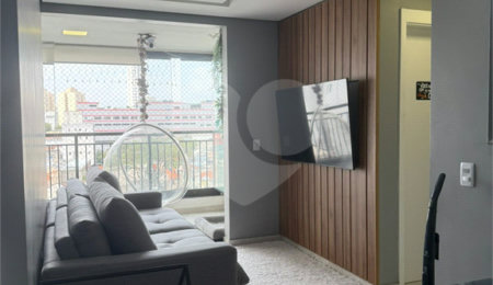 Apartamento à venda com 2 quartos, sendo 1 suíte,  em Cambuci, São Paulo, SP