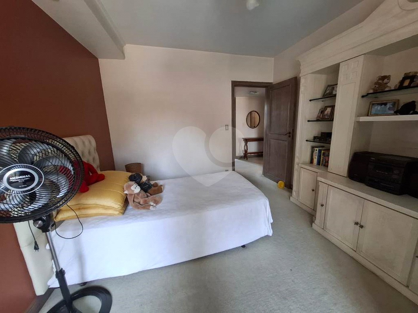 Casa à venda com 5 quartos, sendo 3 suítes,  em Alto da Boa Vista, São Paulo, SP