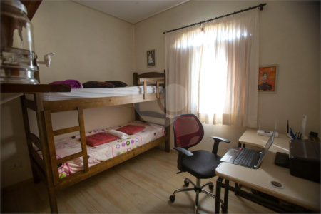 Casa à venda com 3 quartos, sendo 1 suíte,  em Água Espraiada (caucaia do Alto), Cotia, SP