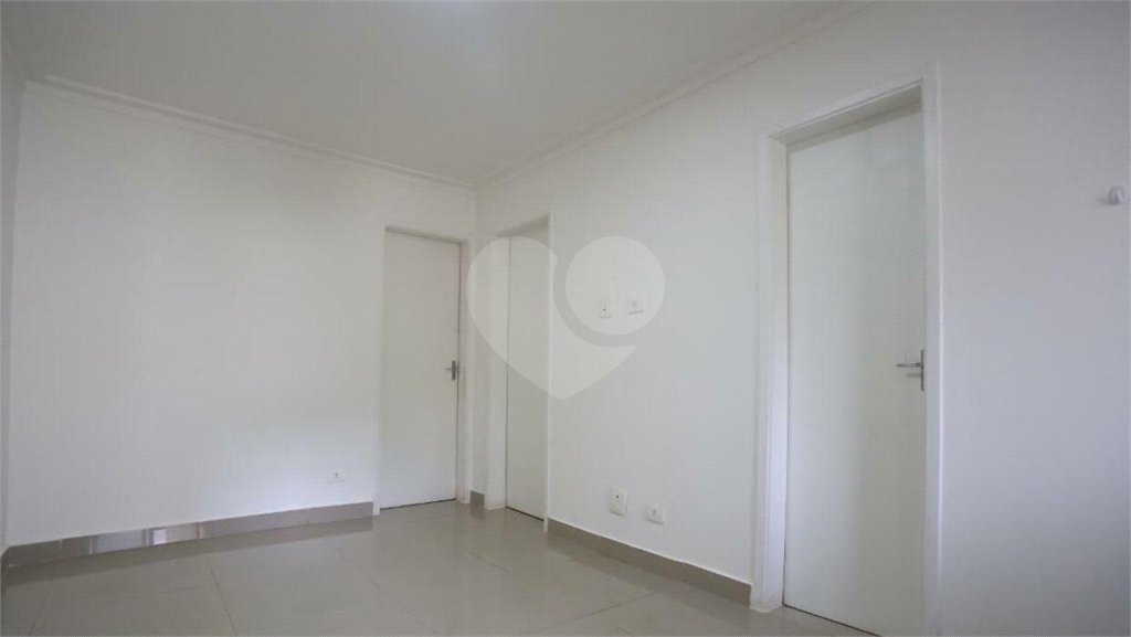 Casa à venda com 3 quartos, sendo 1 suíte,  em Jardim Bonfiglioli, São Paulo, SP