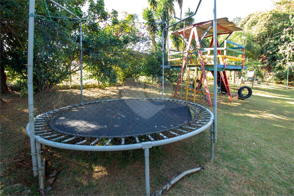 Chácara à venda com 7 quartos, sendo 6 suítes, em Saboó, São Roque, SP