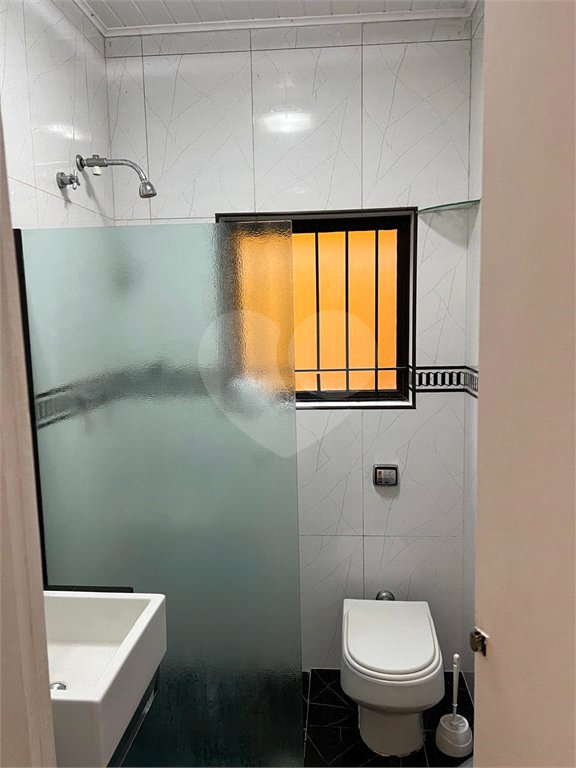 Sobrado à venda com 5 quartos, sendo 2 suítes, em Vila Universitária, São Paulo, SP