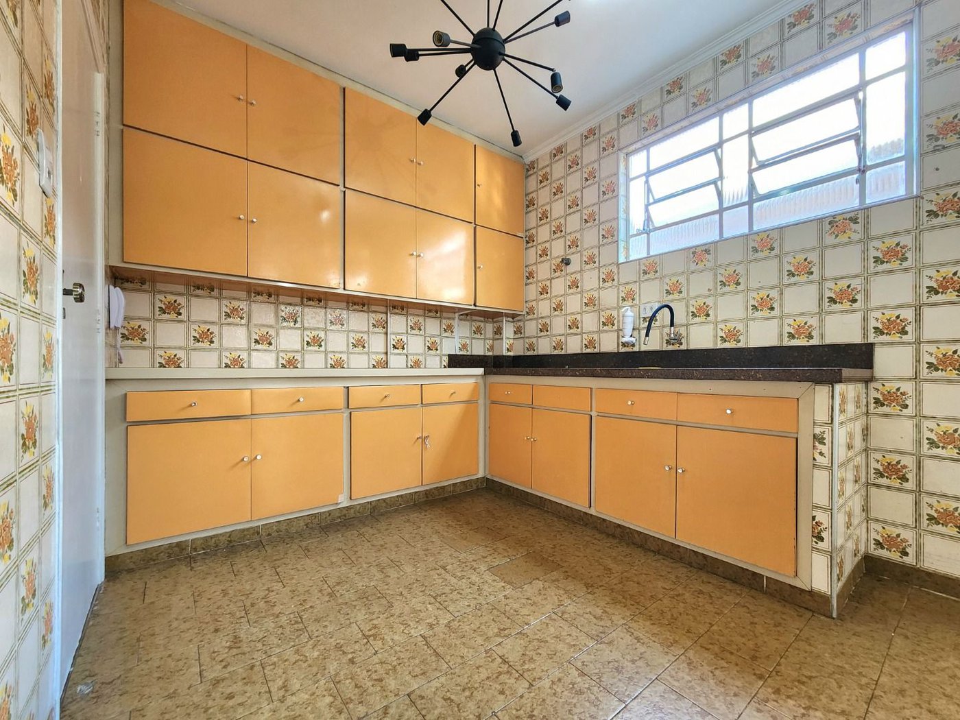 Apartamento com 3 dormitórios para alugar, 130 m² por R$ 5.500,00/mês - Gonzaga - Santos/SP