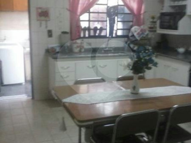 Sobrado à venda com 2 suítes em Vila Guilherme, São Paulo, SP