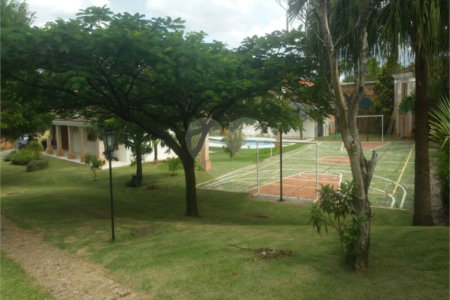 Casa à venda ou para alugar com 3 quartos, sendo 2 suítes, no condomínio Residencial Chacara Santa Maria, Votorantim - SP