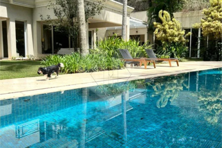 Casa à venda com 4 suítes em CIDADE JARDIM, São Paulo, SP
