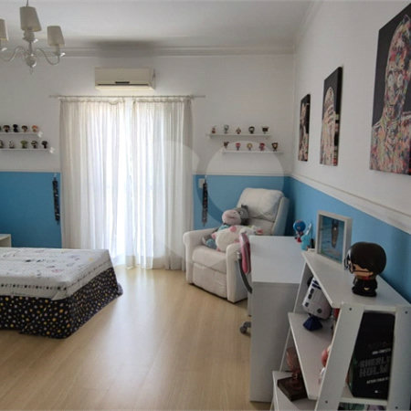 Casa à venda com 5 quartos, sendo 4 suítes, no condomínio Residencial Vilazul, Sorocaba - SP