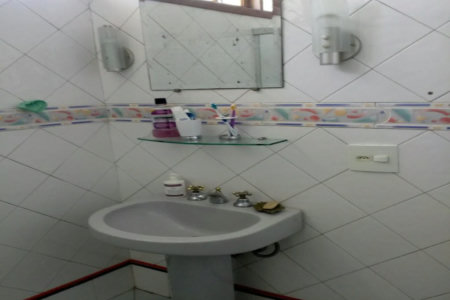 Casa à venda com 3 quartos, sendo 1 suíte, em Butantã, São Paulo, SP