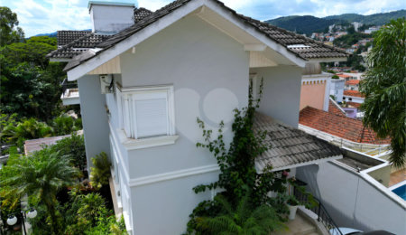Casa à venda com 3 suítes no condomínio Quinta de Santo Antônio, São Paulo - SP