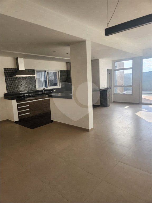 Casa à venda ou para alugar com 4 suítes no condomínio Residencial Jaguary, São José dos Campos - SP