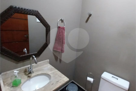 Casa à venda com 3 quartos, sendo 1 suíte, no condomínio Mosaico da Serra, Mogi das Cruzes - SP