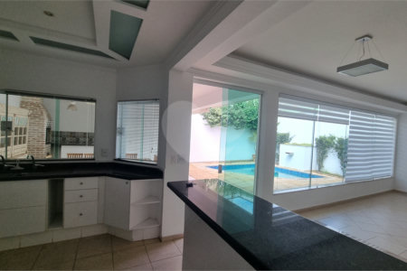 Casa à venda ou para alugar com 3 suítes no condomínio Residencial Villa dos Inglezes, Sorocaba - SP
