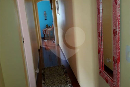 Sobrado à venda com 4 quartos, sendo 1 suíte,  em Rio Pequeno, São Paulo, SP