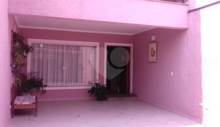 Casa à venda com 4 quartos, sendo 2 suítes,  em Vila Medeiros, São Paulo, SP