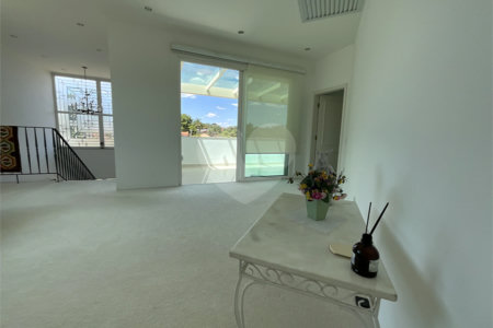 Casa à venda com 6 quartos, sendo 5 suítes, no condomínio City Castelo, Itu - SP