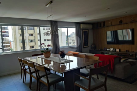 Apartamento à venda com 3 quartos, sendo 1 suíte, em Santa Cecília, São Paulo, SP
