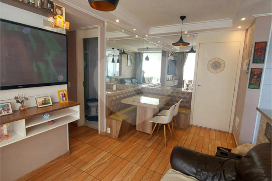 Apartamento à venda com 2 quartos em Parque Edu Chaves, São Paulo, SP
