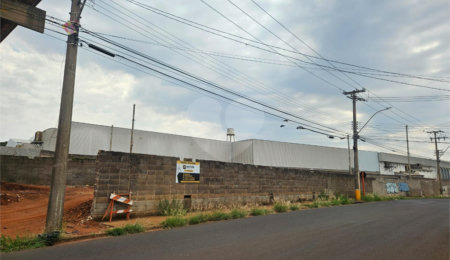 Terreno à venda em Núcleo Residencial Silvio Vilari, São Carlos, SP