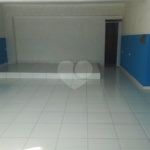 Casa com salão adjacente gerando renda!