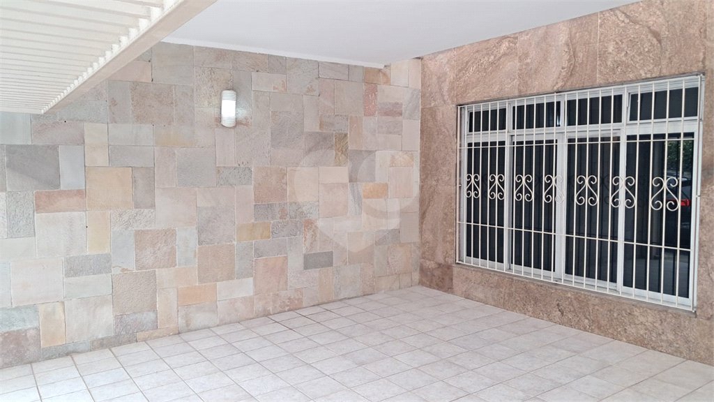 Casa à venda ou para alugar com 3 quartos, sendo 1 suíte, no condomínio Maison, São Paulo - SP