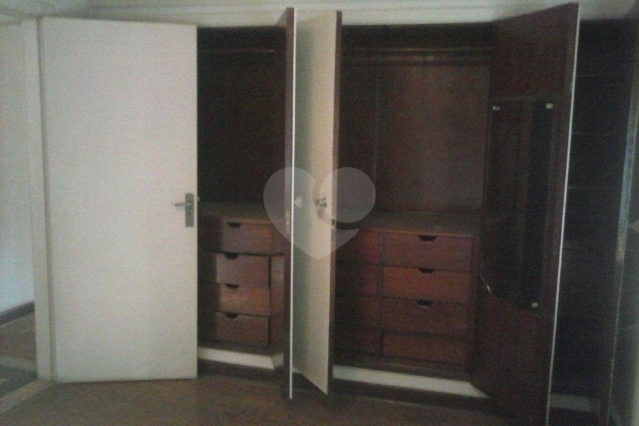Sobrado à venda com 5 quartos, sendo 1 suíte, em Jardim São Paulo(zona Norte), São Paulo, SP