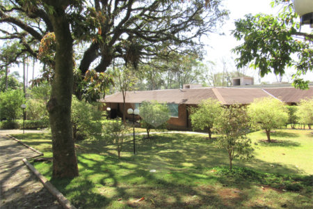 Casa à venda com 4 suítes no condomínio Jatoba, São Paulo - SP