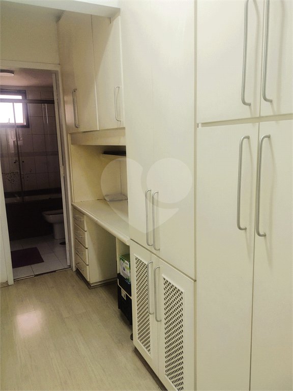 Apartamento à venda com 3 quartos, sendo 1 suíte, em Real Parque, São Paulo, SP