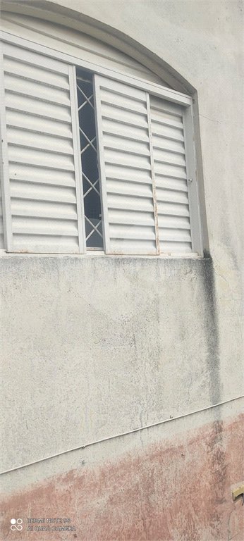 Casa à venda com 2 quartos, sendo 1 suíte, em Região Central, Caieiras, SP