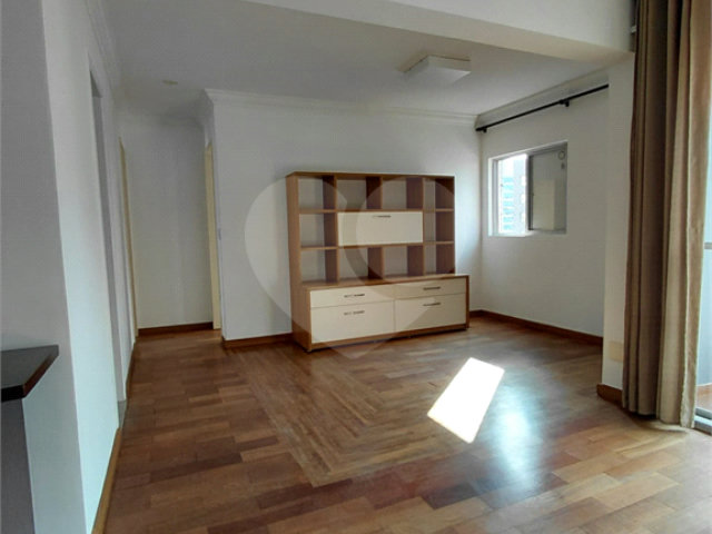 Apartamento à venda com 2 quartos em Vila Guarani, São Paulo, SP