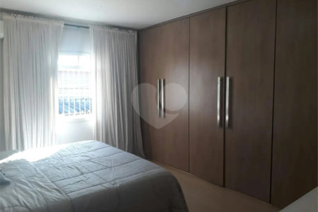 Sobrado à venda com 3 quartos, sendo 1 suíte, em Jardim das Vertentes, São Paulo, SP