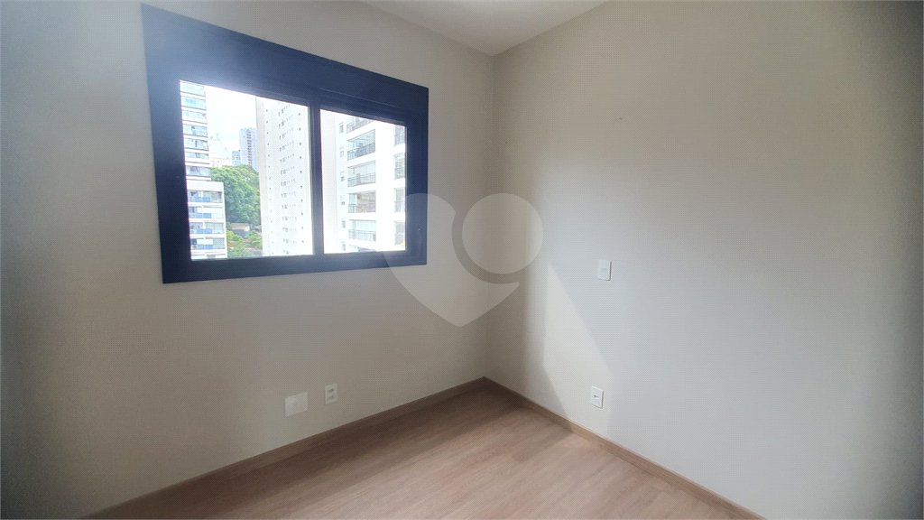 Apartamento à venda com 3 quartos, sendo 1 suíte,  em Pinheiros, São Paulo, SP