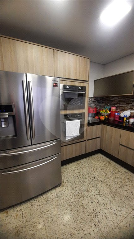 Casa à venda com 3 quartos, sendo 2 suítes,  em Vila Galvão, Guarulhos, SP