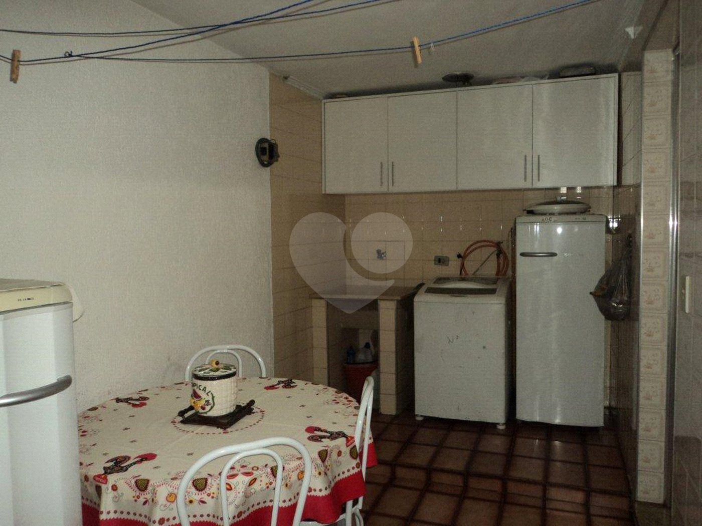 Casa à venda com 3 quartos, sendo 1 suíte, em Jardim Cláudia, São Paulo, SP