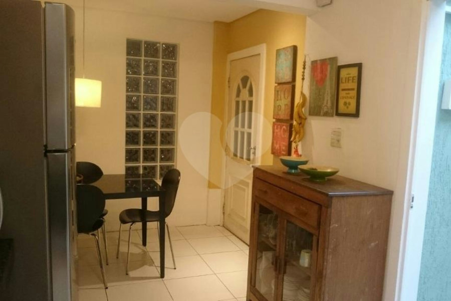 Sobrado à venda com 3 quartos, sendo 2 suítes, em Artur Alvim, São Paulo, SP