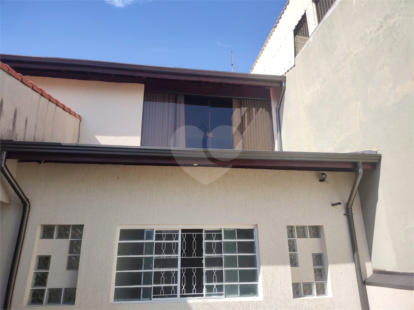 Sobrado à venda com 5 quartos, sendo 1 suíte,  em Vila Bela Vista, Suzano, SP