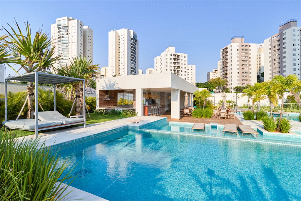 Apartamento à venda com 3 suítes em Jardim Marajoara, São Paulo, SP