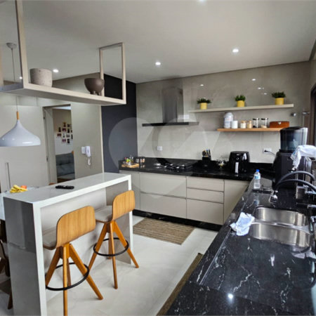 Apartamento à venda com 3 quartos, sendo 1 suíte,  no Centro, Suzano, SP