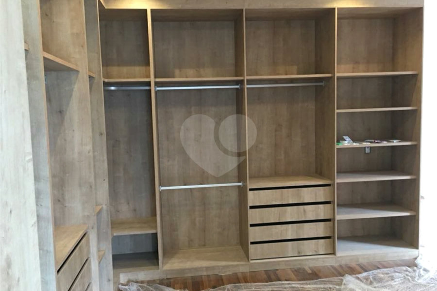 Casa à venda ou para alugar com 4 suítes no condomínio Residencial Tamboré 10, Santana de Parnaíba - SP