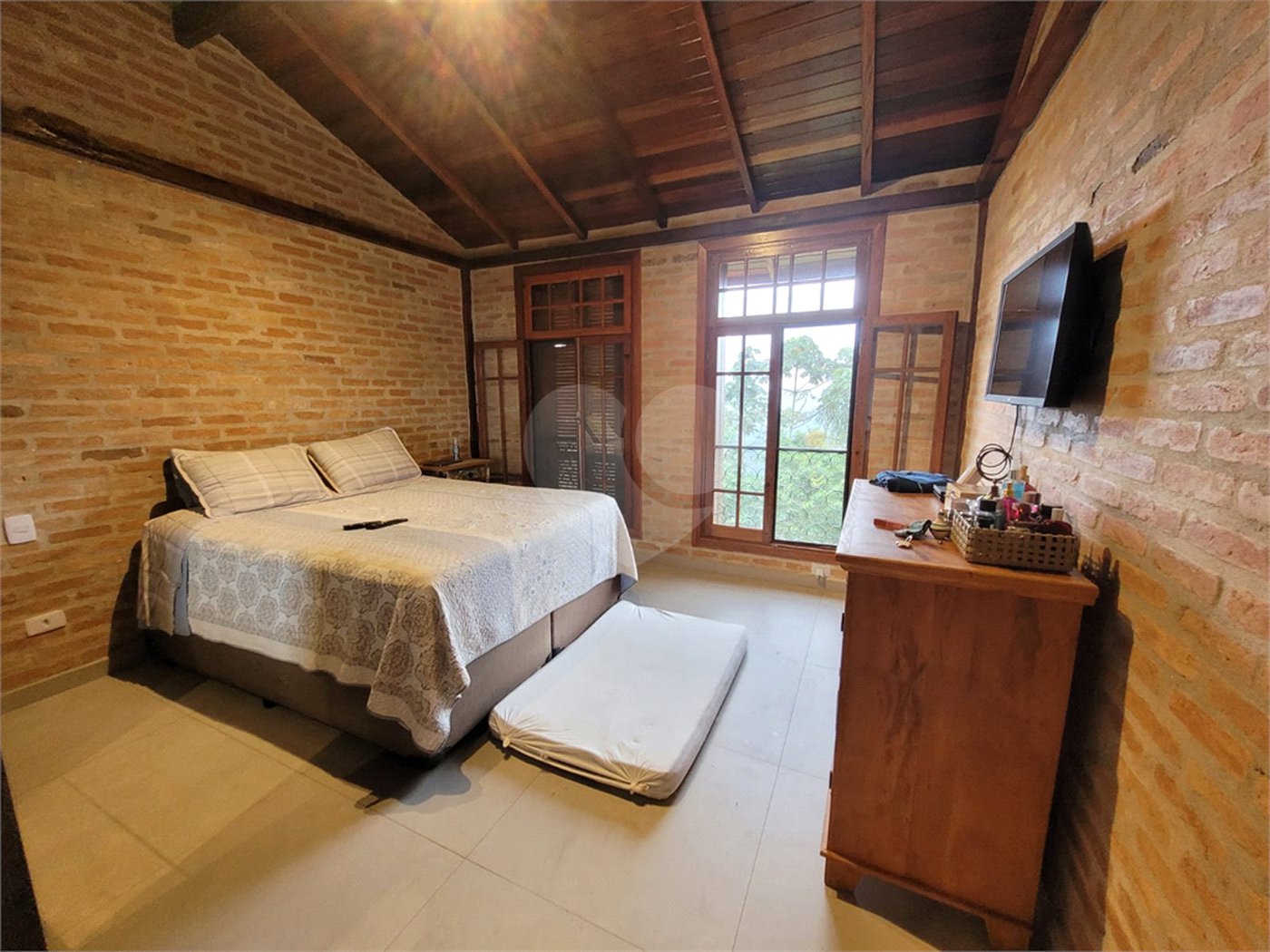 Casa à venda com 2 quartos, sendo 1 suíte, em Serra da Cantareira, Mairiporã, SP