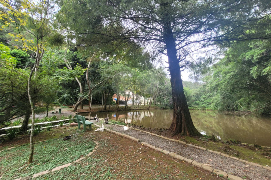 Terreno à venda no condomínio Parque Petrópolis 4 Secção, Mairiporã - SP