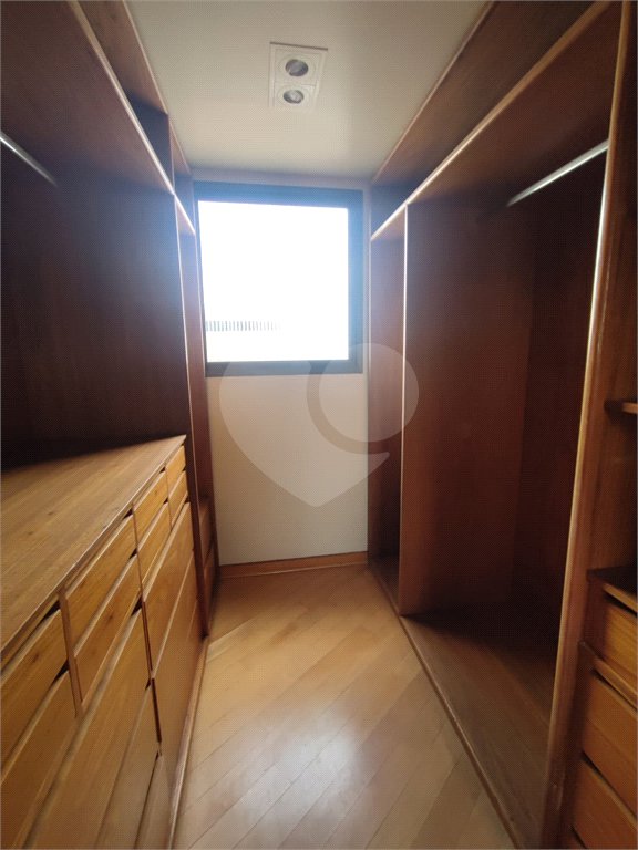 Apartamento à venda com 4 suítes em Moema, São Paulo, SP