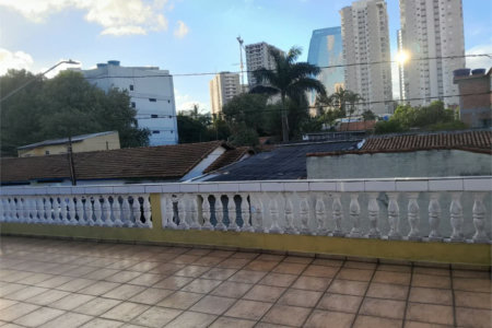Sobrado à venda com 2 suítes em Várzea de Baixo, São Paulo, SP