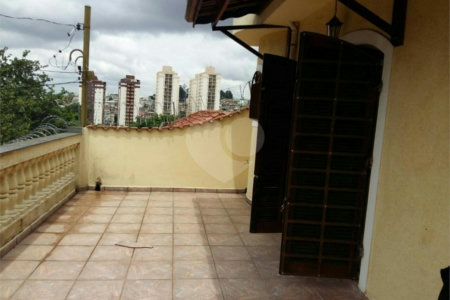 Casa à venda com 3 quartos, sendo 1 suíte, em Jardim Piqueroby, São Paulo, SP