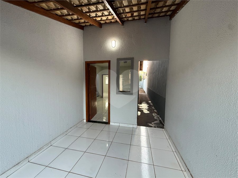 Casa à venda com 2 quartos em Ikaray, Várzea Grande, MT