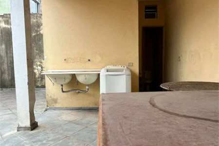 Casa Térrea à venda com 3 quartos em Jardim Dom José, São Paulo, SP