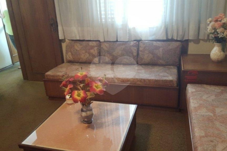 Sobrado à venda com 4 quartos, sendo 1 suíte, em Tremembé, São Paulo, SP