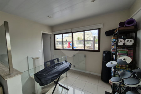 Cobertura à venda com 4 quartos, sendo 2 suítes, em Vila Hamburguesa, São Paulo, SP